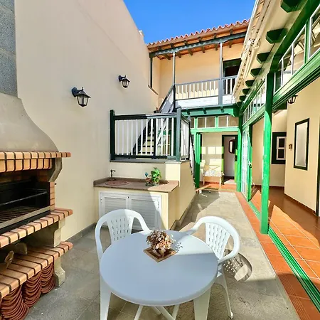 펜션 Guanche 'traditional Canarian House'