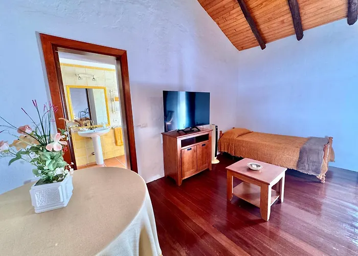 Tatil Evi Guanche 'traditional Canarian House'